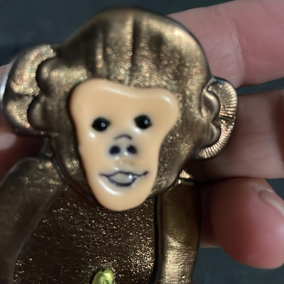 Vintage artisan clay monkey brooch - Picture 5 of 5